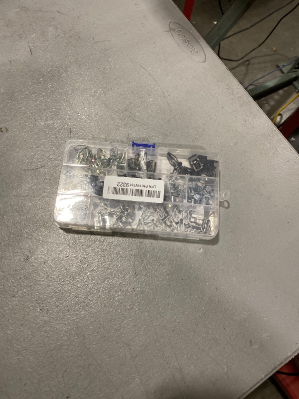 Photo 1 of 100Pcs 10 Sizes Auto Car U-Clip Metal Trim Panel Spring Clip Trim Moulding Clip Kit 4A0-867-276A Compatible with VW Audi