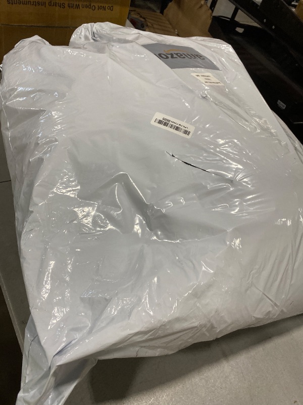 Photo 1 of UNIKOME Pinch Pleat Goose Feather Down Comforter - 20% Extra Fill, 90oz, All Season Duvet Insert with 100% Cotton Cover, Cloud-Like Fluffiness (Green, Queen/Full, 90"X90")