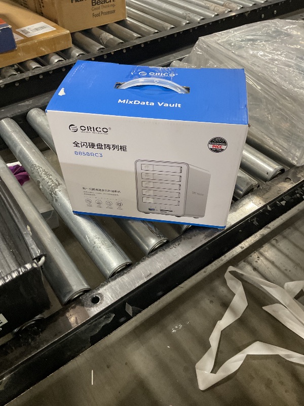 Photo 1 of ORICO All-Flash 2.5-inch USB-C Docking Station with 5 Gbps Data Transfer Speed, Compatible with 2.5'' SSD, Featuring 10 Gbps Hub Expansion and Support for Up to 40 TB Storage Capacity – 8858RC3