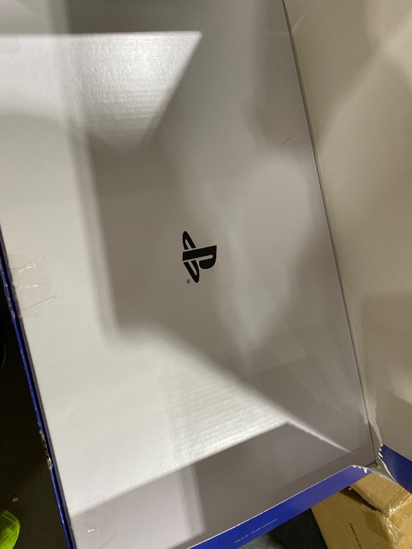 Photo 1 of PlayStation VR2 Horizon Call of The Mountain™ Bundle (PSVR2)