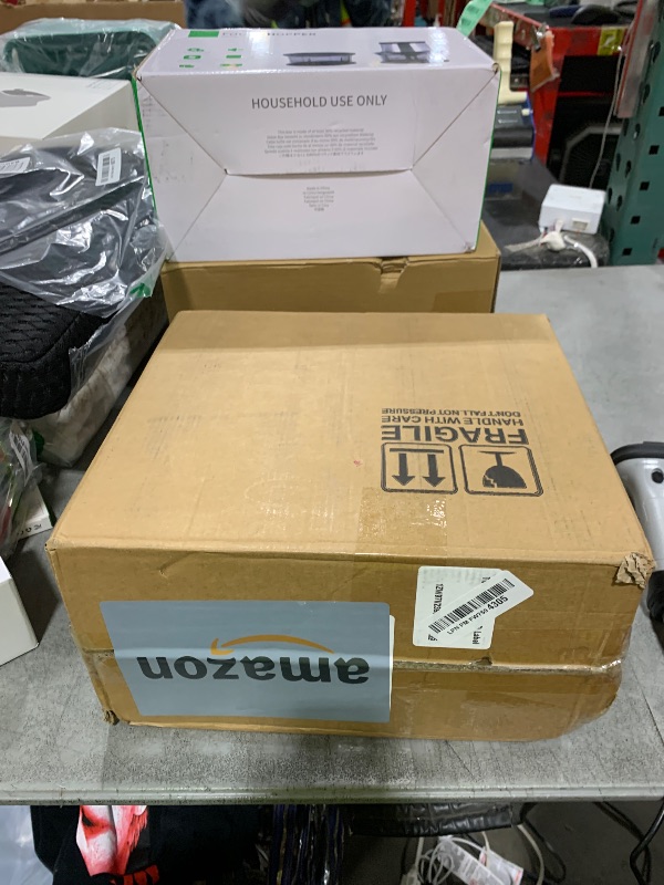 Photo 1 of *DAMAGE, INCOMPLETE** 24 Pack, 8 OZ Thick Amber Candle Jars for Making Candle - Round Glass Jars with Lids - Empty Food Storage Containers, Canning/Mason Jar For Spice, Powder, Liquid, Sample - Leakproof & Food Grade