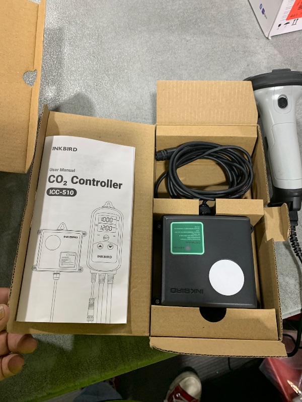 Photo 1 of Inkbird ICC-510 CO2 Controller CO2 Meter Dual Plug Carbon Dioxide Controller Fit with CO2 Regulator and Inline Exhaust Fan for Grow Tent, Grow Room, Greenhouse, Grower