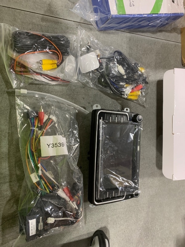 Photo 1 of [4G+64G] Android Car Radio for Volkswagen VW Jetta Passat Golf Beetle Polo Caddy Tiguan Touran for SEAT for Skoda with Wireless CarPlay Android Auto, 7 Inch Car Radio with Bluetooth,GPS,WiFi,Camera