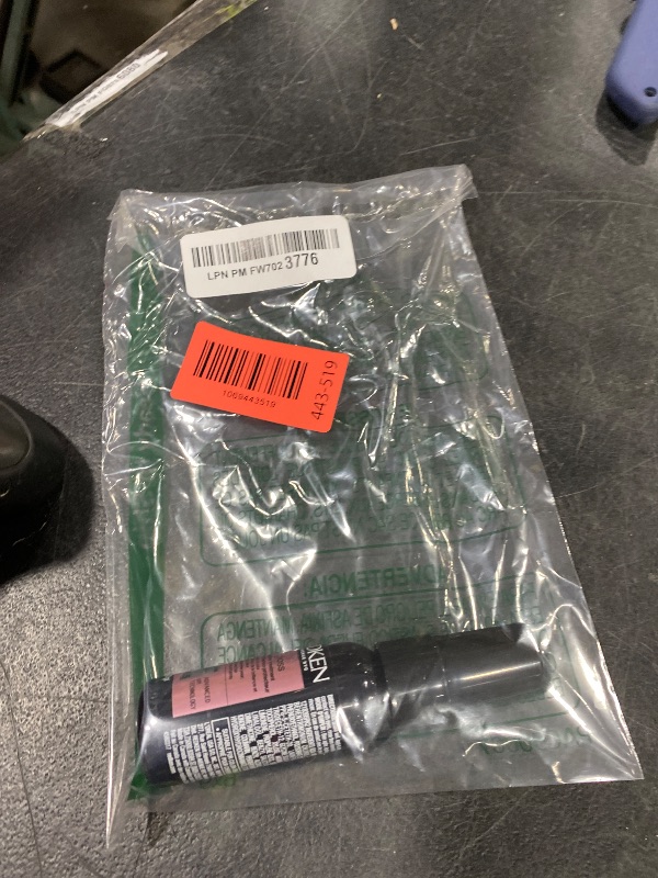 Photo 1 of Redken Acidic Color Gloss Heat Protection Leave-In Treatment Spray