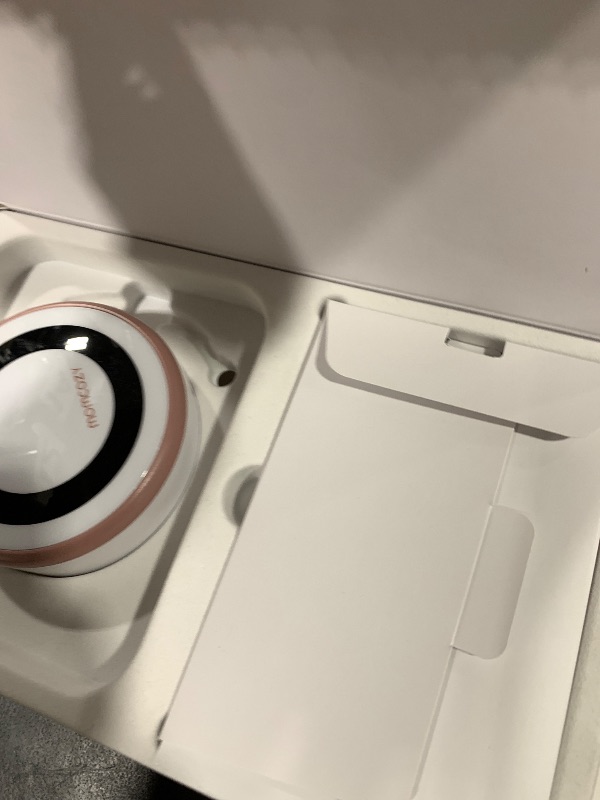 Photo 1 of Momcozy Hospital-Grade Wearable Breast Pump