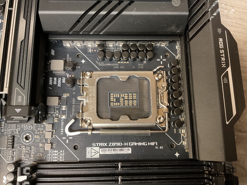 Photo 1 of ASUS ROG Strix Z890-H Gaming WiFi Z890 LGA 1851 ATX Motherboard, Intel® Core™ Ultra Series 2 Ready, Advanced AI PC-Ready, 16+2+1+2 Stages, DDR5, 5Gb LAN, WiFi 7, 4X M.2, PCIe 5.0, USB Type-C®, AI OC