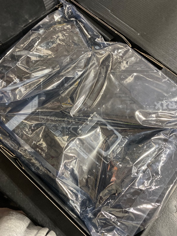 Photo 1 of ASUS ROG Strix Z890-H Gaming WiFi Z890 LGA 1851 ATX Motherboard, Intel® Core™ Ultra Series 2 Ready, Advanced AI PC-Ready, 16+2+1+2 Stages, DDR5, 5Gb LAN, WiFi 7, 4X M.2, PCIe 5.0, USB Type-C®, AI OC