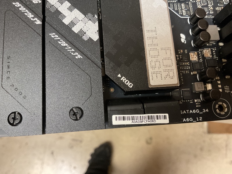 Photo 1 of ASUS ROG Strix Z890-H Gaming WiFi Z890 LGA 1851 ATX Motherboard, Intel® Core™ Ultra Series 2 Ready, Advanced AI PC-Ready, 16+2+1+2 Stages, DDR5, 5Gb LAN, WiFi 7, 4X M.2, PCIe 5.0, USB Type-C®, AI OC