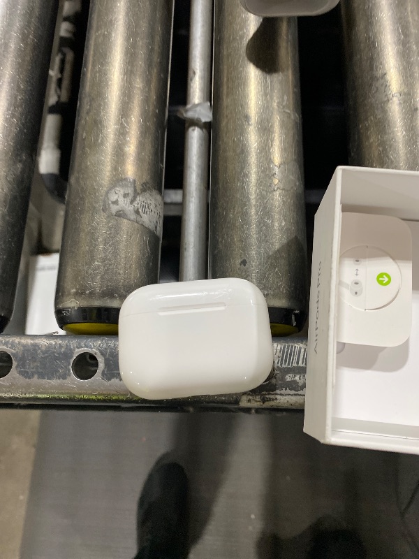 Photo 1 of Apple AirPods Pro 3 Wireless Earbuds, Active Noise Cancellation, Live Translation, Heart Rate Sensing,Hearing Aid Feature,Bluetooth Headphones,Spatial Audio, High-Fidelity Sound, USB-C Charging, White