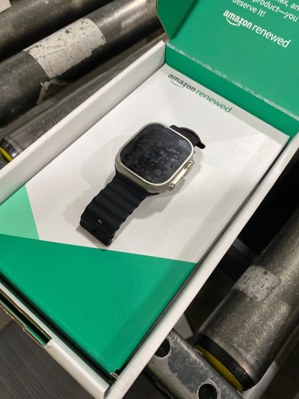 Photo 1 of Apple Watch Ultra [GPS + Cellular 49mm] Titanium Case with Midnight Ocean Band, One Size (Renewed Premium)