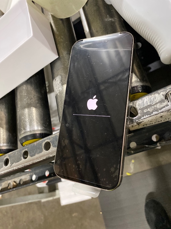 Photo 1 of Apple iPhone 16 Pro Max, US Version, 512GB, Natural Titanium - Unlocked (Renewed)