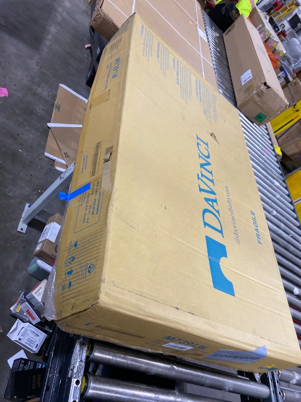 Photo 1 of *MINOR DAMAGE** daVinci Jenny Lind 3-in-1 Baby Crib Convertible to Toddler Bed, Daybed - Easy to Assemble - GREENGUARD Gold Certified - 4 Adjustable Mattress Heights, Conversion Kit Sold Separately - White