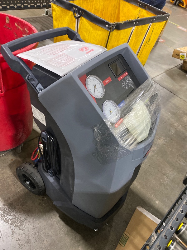 Photo 1 of Robinair ROB-34788NI R-134A Refrigerant Recovery, Recycling, and Recharging Machine