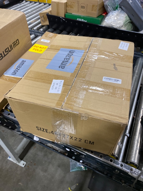 Photo 1 of Fitable 6 Pack White Tablecloths for Round Tables - 108 Inches in Diameter - Stain Resistant and Washable Table Clothes, Polyester Fabric Table Covers for Wedding, Party, Banquet, Formal Events