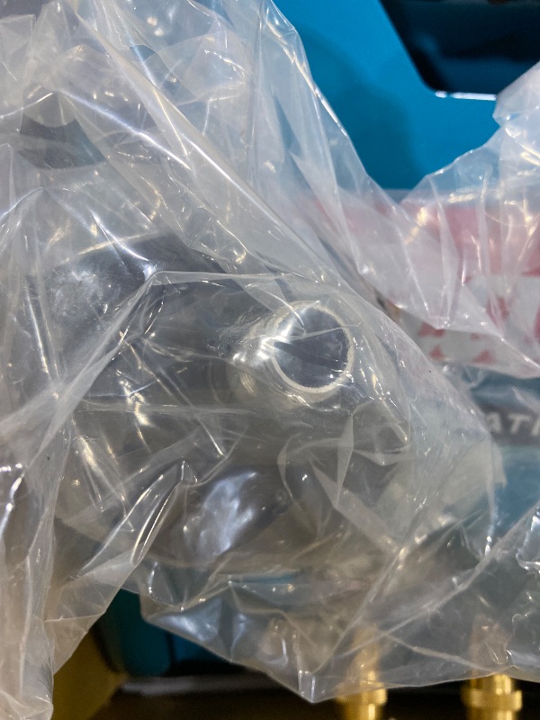 Photo 1 of Makita 2.5 HP Big Bore™ Air Compressor (Twin Stack)