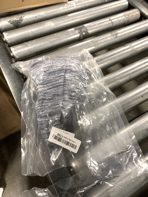 Photo 1 of 1 Pc Dog Sweaters for Small Dogs Girl Boy Winter Fleece Clothes Warm Soft Dog Sweatshirt Outfit for Dogs Cats Pet Apparel