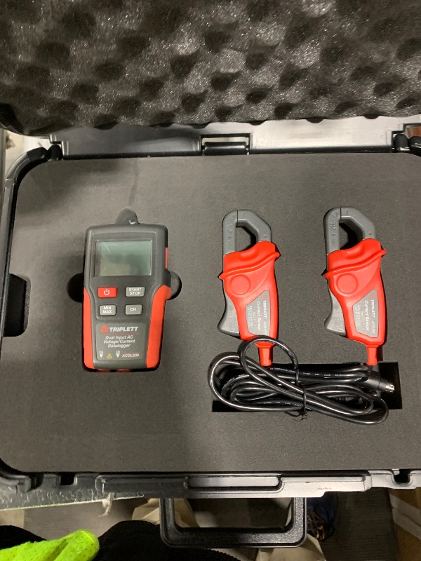 Photo 1 of Triplett ACDL200 Dual Input True RMS AC Voltage/Current Datalogger