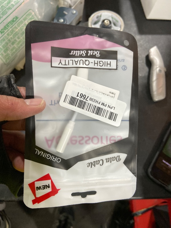 Photo 1 of [MFi Certified] 2 Pack Headphone Adapter for iPhone 17,USB Type C to 3.5mm Female Headphone Jack Adapter Aux Audio Dongle Compatible with Apple iPhone 17/17Air/17Pro/16/16Pro/Pro/15/15 Pro/15 Pro Max