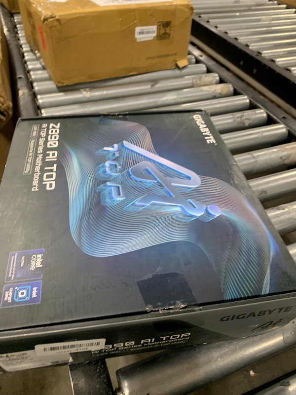 Photo 1 of GIGABYTE Z890 AI TOP Intel Core Ultra (Series 2) LGA 1851 Motherboard, E-ATX, DDR5, 4X M.2, PCIe 5.0, Thunderbolt 5, WIFI7, 10GbE LAN, EZ-Latch