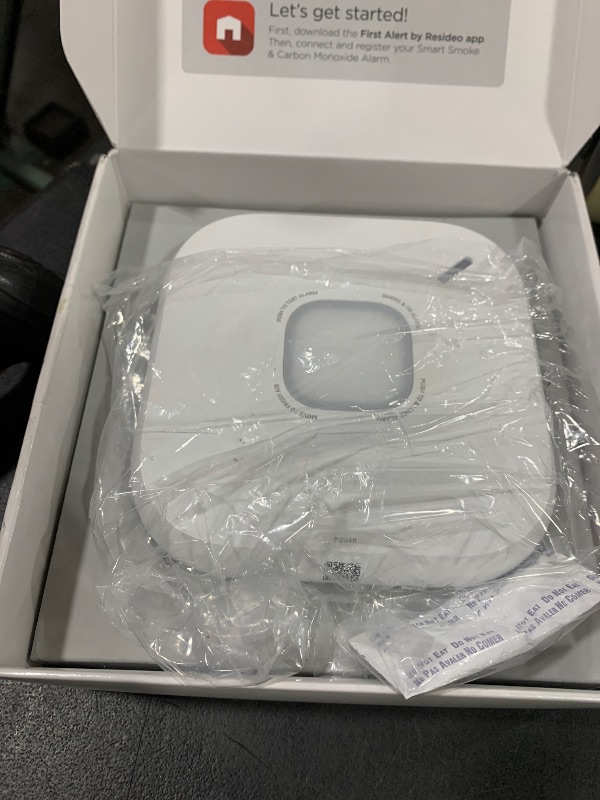 Photo 1 of First Alert SC5 Hardwire Smart Smoke & Carbon Monoxide Alarm, SMCO600NV-AC, 1-Pack