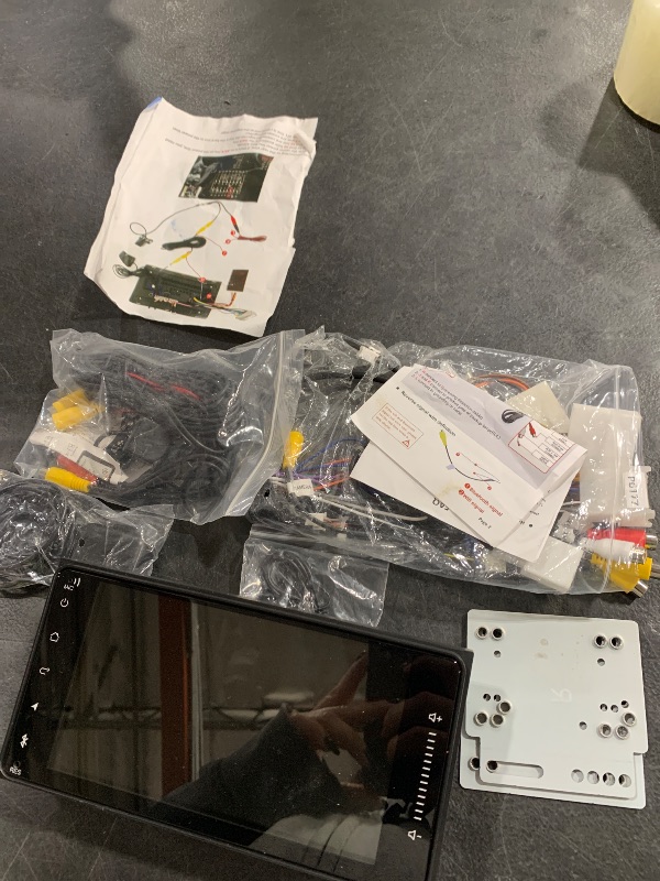 Photo 1 of Android 13 Double Din Car Radio for Toyota Tundra 2000 2001 2002 2003 2004 2005 2006,7 inch Touchscreen Car Stereo with CarPlay & Android Auto,GPS Bluetooth WiFi FM Mirror Link Backup Camera SWC,4+64G