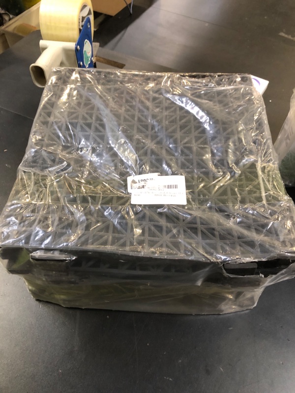 Photo 1 of 12 pcs 12 x 12'' interlocking tiles