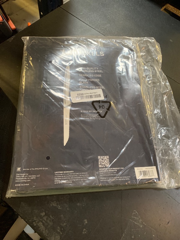 Photo 1 of HENCKELS Razor-Sharp Steak Knife Set of 8, German Engineered Informed by 100+ Years of Mastery, Sliver