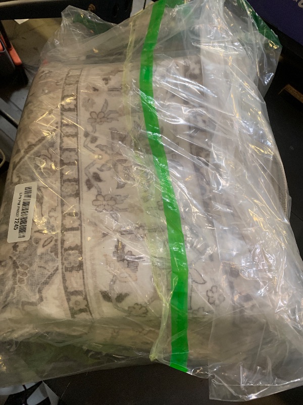 Photo 1 of Living Room 4x6 Area Rugs: Vintage Farmhouse Washable Non-Slip Rug for Bedroom Dining Room Ultra Soft Indoor Carpet for Nursery Kitchen Durable Low-Pile Neutral Floor Mat for Pet Owners(4x6 Beige)