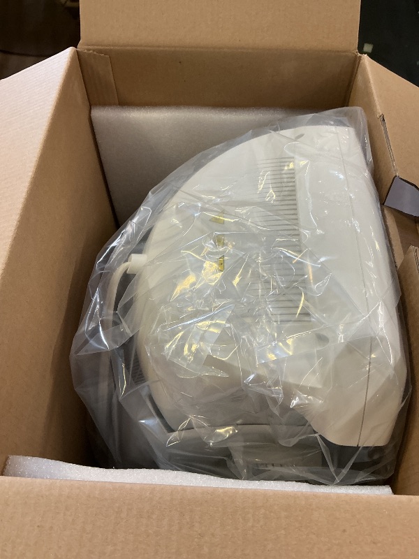 Photo 1 of Beurer IL50 Infrared Heat Lamp Heated Red Light Therapy Lamp for Body, Face, Sinuses, & Skin - Effective Muscle Pain & Cold Relief Treatment by Improving Blood Circulation