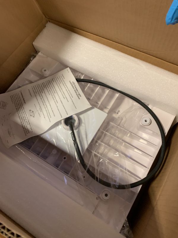 Photo 1 of LED Canopy Gas Station Light, 150W 21000LM Surface Mount LED Carport Ceiling Light 5700K (600W HID/HPS Equivalent), 100-277V IP65 DLC & UL Listed