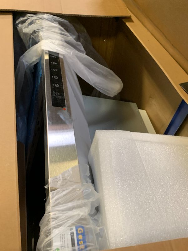 Photo 1 of ZLINE 42 in. Convertible Vent Wall Mount Range Hood in Stainless Steel (KL3-42)