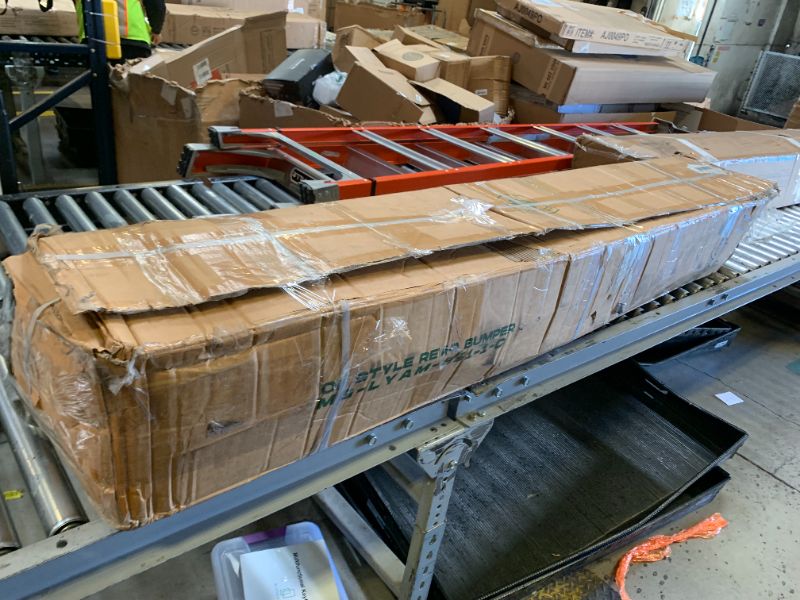 Photo 1 of  Steel Rear Step Bumper for Toyota Tundra 2000-2006 Pickup Truck