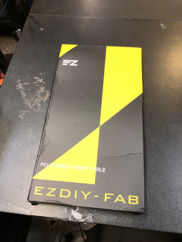 Photo 1 of *BLACK***EZDIY-FAB PCIe 5.0 X16 Riser Cable,128GB/s Bandwidth, for RTX 50/40 & RX 9000/7000 GPUs, PCIe Extension Card, Backward Compatible with PCIe 4.0/3.0,Vertical GPU Mount,Right Angle-20cm
