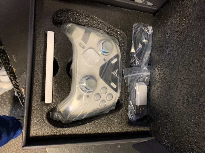 Photo 1 of FLYDIGI Apex 5 PC Controller, Forceflex Joystick 2.0, ForceAdapt Triggers, 3ms Ultra-Low Latency, RGB Light Bar, Full-Color LCD Display,1500mAh Battery PC/NS/Android/TV