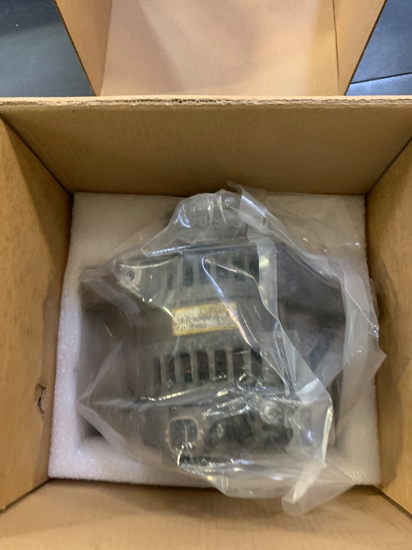 Photo 1 of 1.8L L4 SCITOO 11385N Alternator For Toyota for Corolla 2009-2013,for Toyota for Matrix 2009 2010,for Pontiac for Vibe 2009 2010 12V 100Amp CW 6-Groove Clutch Pulley AL3370X 270600T040 27060-0T041