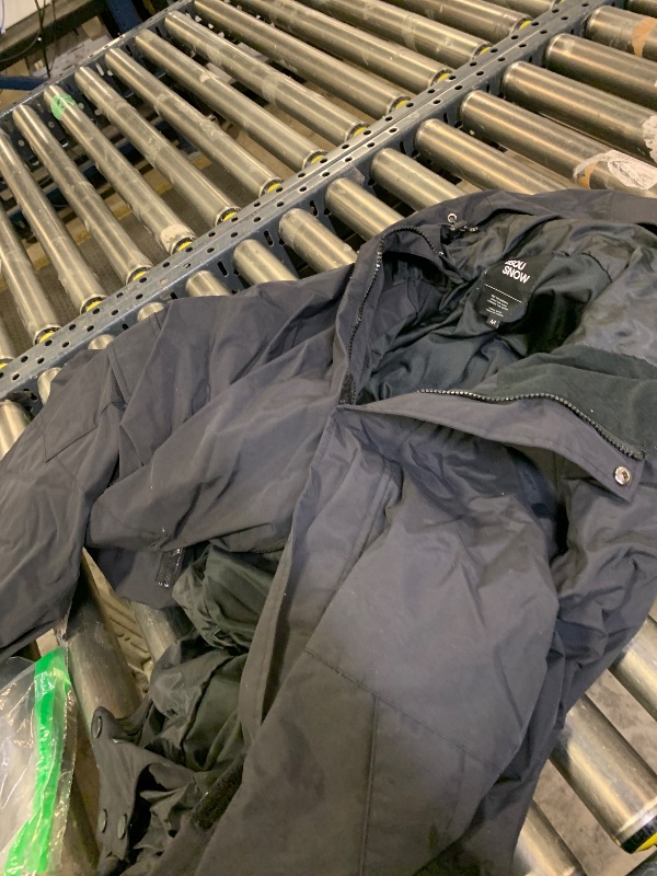 Photo 1 of GSOU SNOW Mens Womens Ski Jacket Baggy Snowboard Coat Waterproof Shell Jacket Snow Hoodie Loose Fit For Winter Outdoor Sports