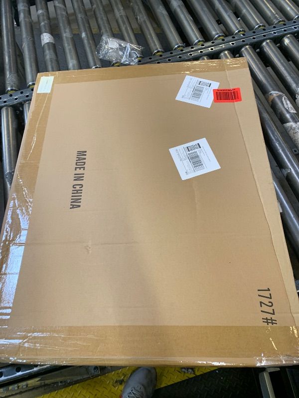 Photo 1 of Memorywuu 4 Pcs Outdoor 2D Christmas Tree Deer Family Silhouette Set Outdoor PVC Christmas Yard Decoration 2.5 ft/3.5 ft Deer 4 ft/ 5 ft Tree Weather-Resistant Yard Display for Holiday Decor, No LED