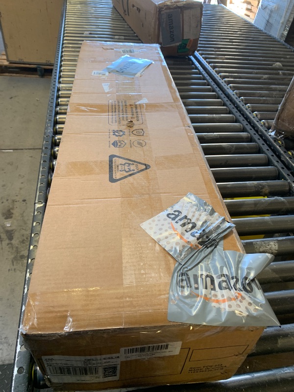 Photo 1 of Autekcomma Class 3 Trailer Hitch, Tow Hitch 2-Inch Receiver, Compatible with Toyota Tacoma 1995-2004, Multi-Fit Hitch to Receive Ball Mount, Cargo Carrier, Bike Rack. Tow Hook Black Matte. 13013