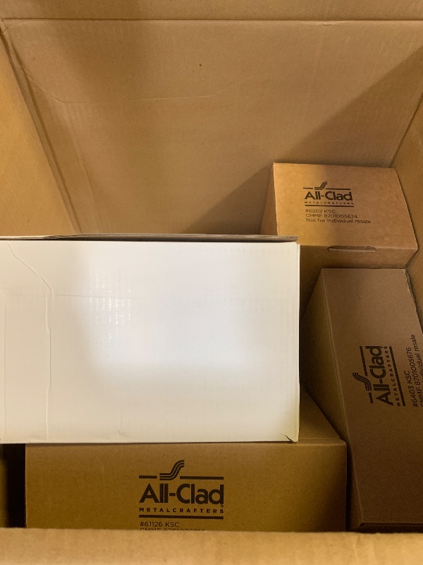 Photo 1 of All-Clad Copper Core 5 Ply Stainless Steel Cookware Set 15 Piece, Oven Broiler Safe 600F, Cookware, Stockpot, Pots and Pans Set, Silver