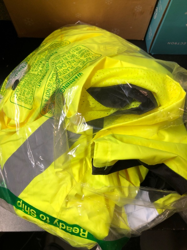 Photo 1 of 
Hero image 0 of Men's Class 3 Safety High Visibility Water Resistant Reflective Neon Work Jacket (M9099 Neon Yellow, 2XL), 0 of 7

Choose my model



See this on a different model.
Choose my model



VKWEAR
Men's Class 3 Safety High Visibility Water Resi