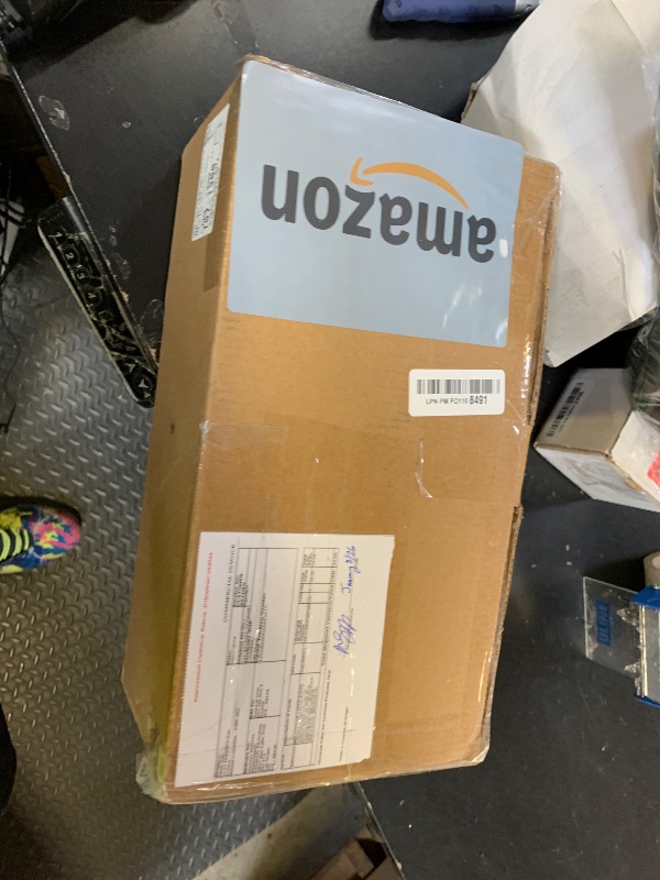 Photo 1 of 06E103547AB 3.0TFIS Engine Crankcase Vent Valve PCV Oil Separator with Tube for A6 Quattro Q5 Q7 A5 2009-2018, Touareg 2011-2017, 06E103547S, 06E103547F, 06E103547H, 06E103547Q, 06E103547AC