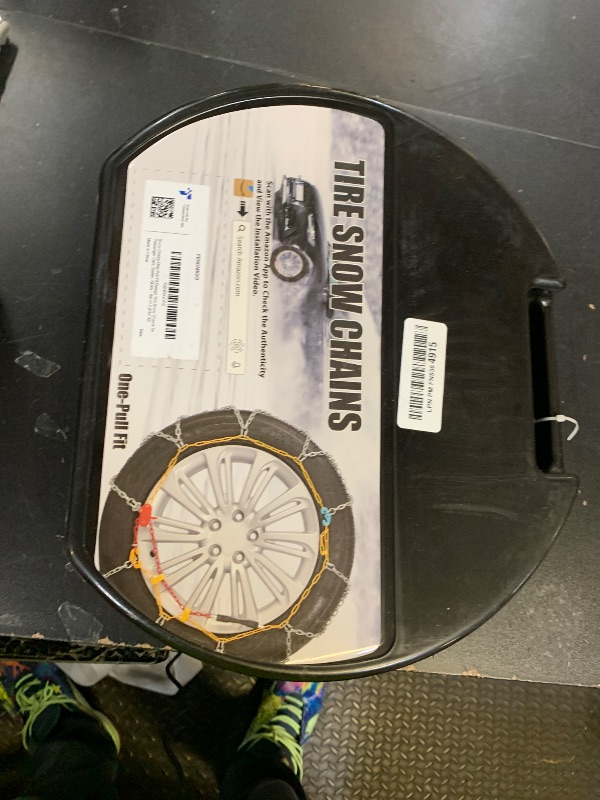 Photo 1 of Snow-Chains Easy Install Tire-Chains, One-Pull Fit Design Tire Snow Chains for Passenger Cars, Sedan, SUVs, Emergency Winter Tire Traction Car Tires 215 225 235 245 255 275 - Set of 2 (KN130)