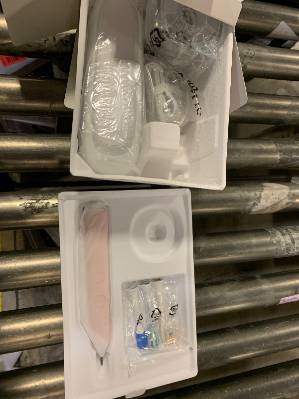 Photo 1 of Philips Sonicare DiamondClean Smart 9500 Electric Toothbrush, Sonic Toothbrush with App, Pressure Sensor, Brush Head Detection, 5 Brushing Modes and 3 Intensity Levels, Pink, Model HX9923/21