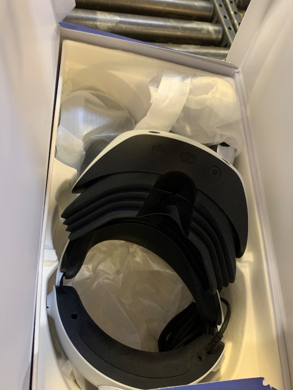Photo 1 of PlayStation VR2 (PSVR2)