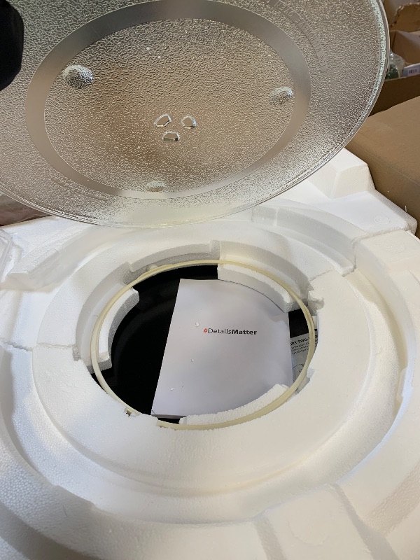 Photo 1 of Toshiba ML-EM62P(SS) Large Countertop Microwave with Smart Sensor, 6 Menus, Auto Defrost, ECO Mode, Mute Option & 16.5" Position Memory Turntable, 2.2 Cu Ft, 1200W, Stainless Steel