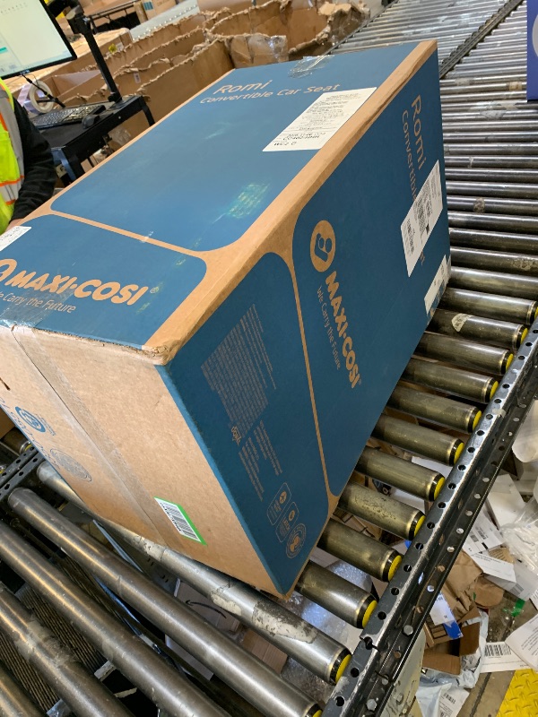 Photo 1 of **COSMETIC DAMAGE** Maxi-COSI Romi 2-in-1 Convertible Car Seat, Infant Baby Seat, Rear & Forward Facing, 5-40 lbs, 30-50 lbs, Lightweight, Latch Installation, Machine-Washable, Travel-Ready, Sea Shadow