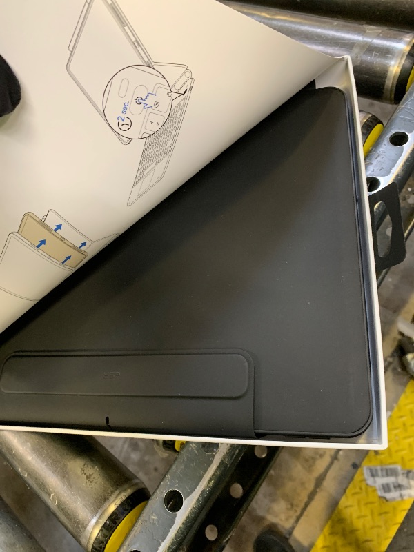 Photo 1 of ESR iPad Pro 13 Inch Case with Keyboard (M5/M4, 2025/2024), iPad Pro 13 Keyboard Case with Easy-Set Magnetic Stand, Portrait/Raised Modes for iPad Pro 13, Removable, Rebound 360 Series, Black