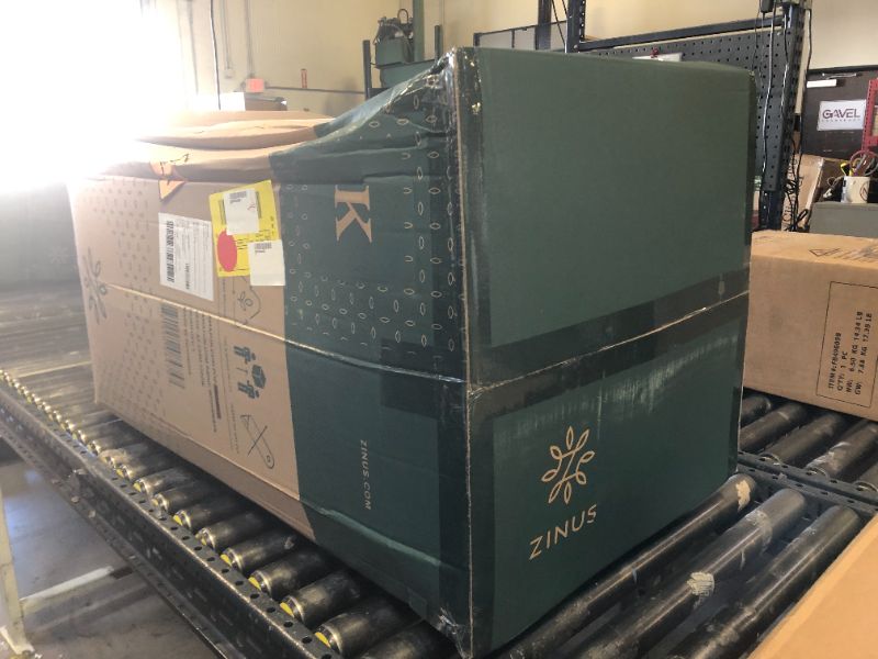 Photo 1 of ZINUS 12 Inch Cloud Memory Foam Mattress, King, Fiberglass Free, Pressure Relieving, Mattress in A Box, CertiPUR-US Certified, White