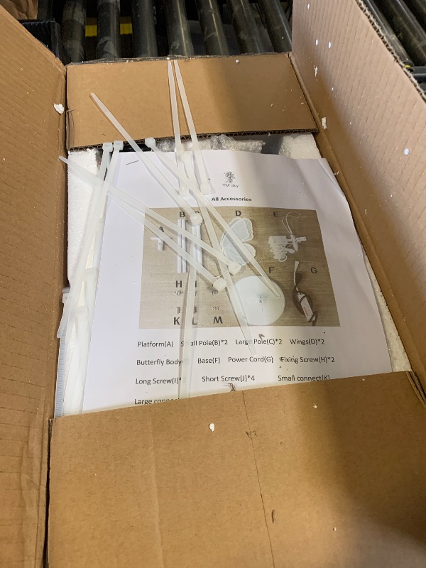 Photo 1 of Wedding Moving Butterfly Floor Lamp: LED Electric Wings Light - Table Butterflies Decoration & Adjustable Height - Stand Decor for Birthday Party Christmas Tree Baby Bridal Shower (2, 25 CM/9.8 In)