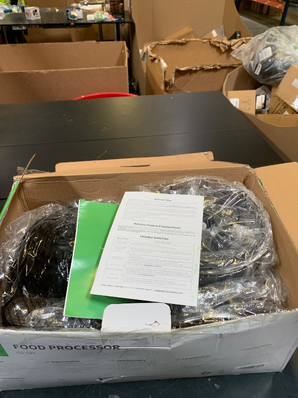 Photo 1 of TWOMEOW Food Processor, 4 Programs & Pulse,1000W Max Power,12 Cups Total Volume for Slicing, Mincing, Dicing, Shredding, Puree, Dough and Vegetable Chopper Clean Bowl Scraper, Stainless Steel